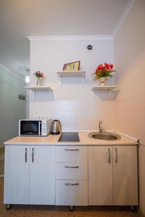 1-Ком Кв В Жк Молодежный Almaty Extérieur photo